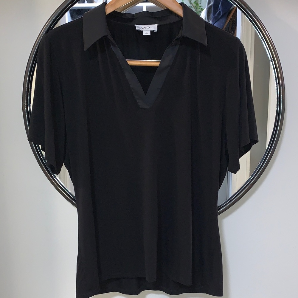 CeCe Black Short Sleeve Collared V-Neck Blouse